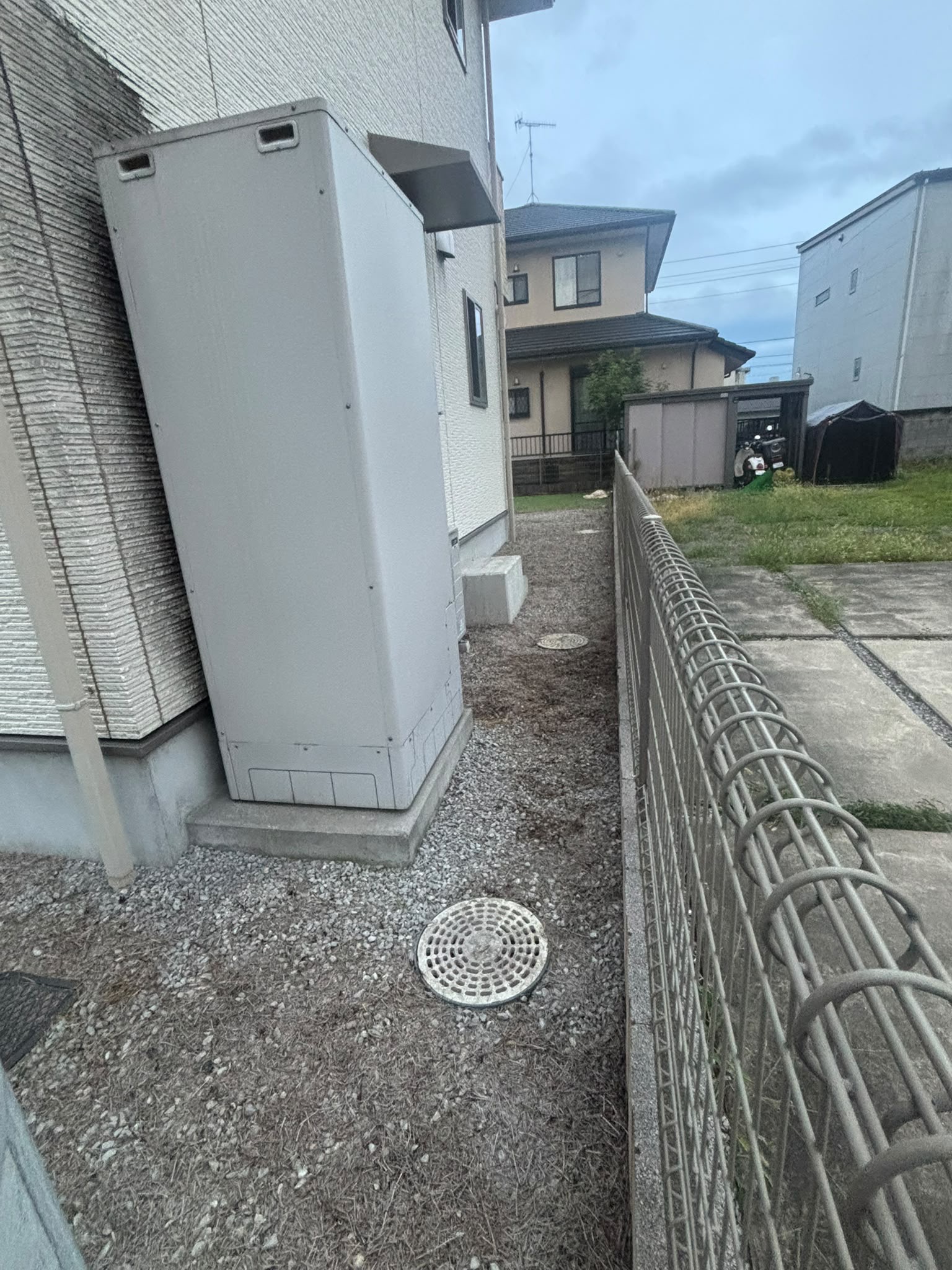 Corredor lateral limpo