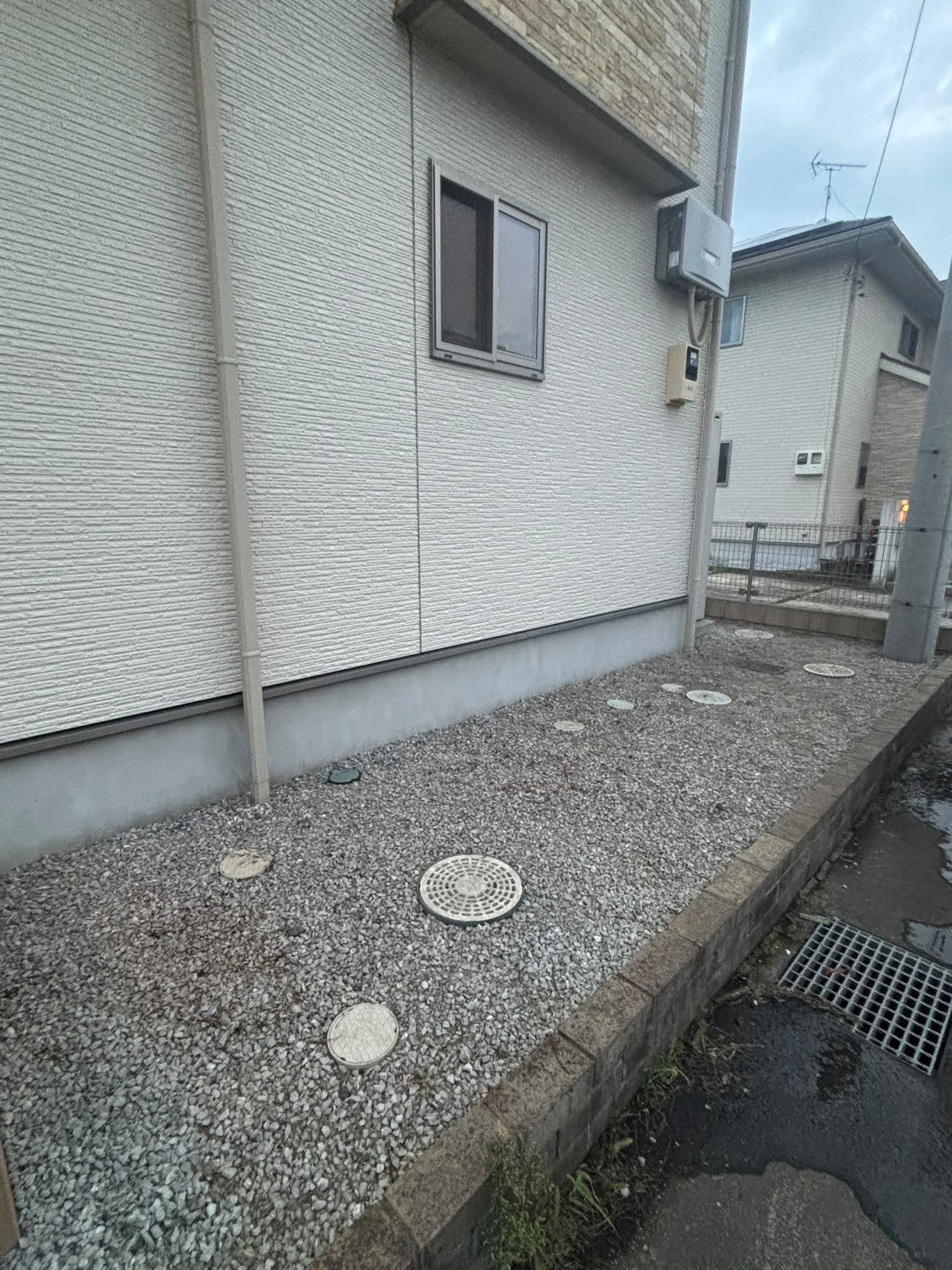 Frente da casa depois